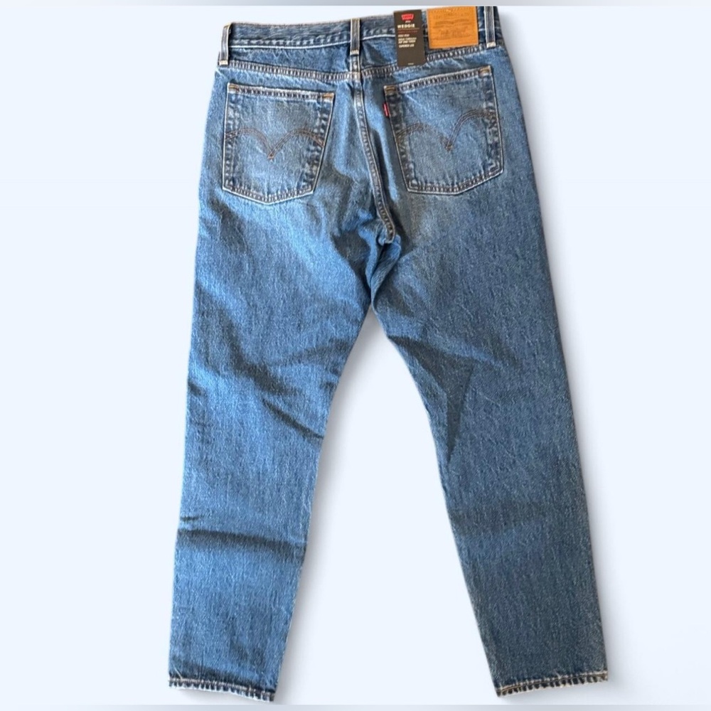 Levi's Blue Straight Leg Women's Jeans - Picture 2 of 4